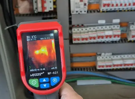 Laudo termográfico: câmera térmica em quadro elétrico